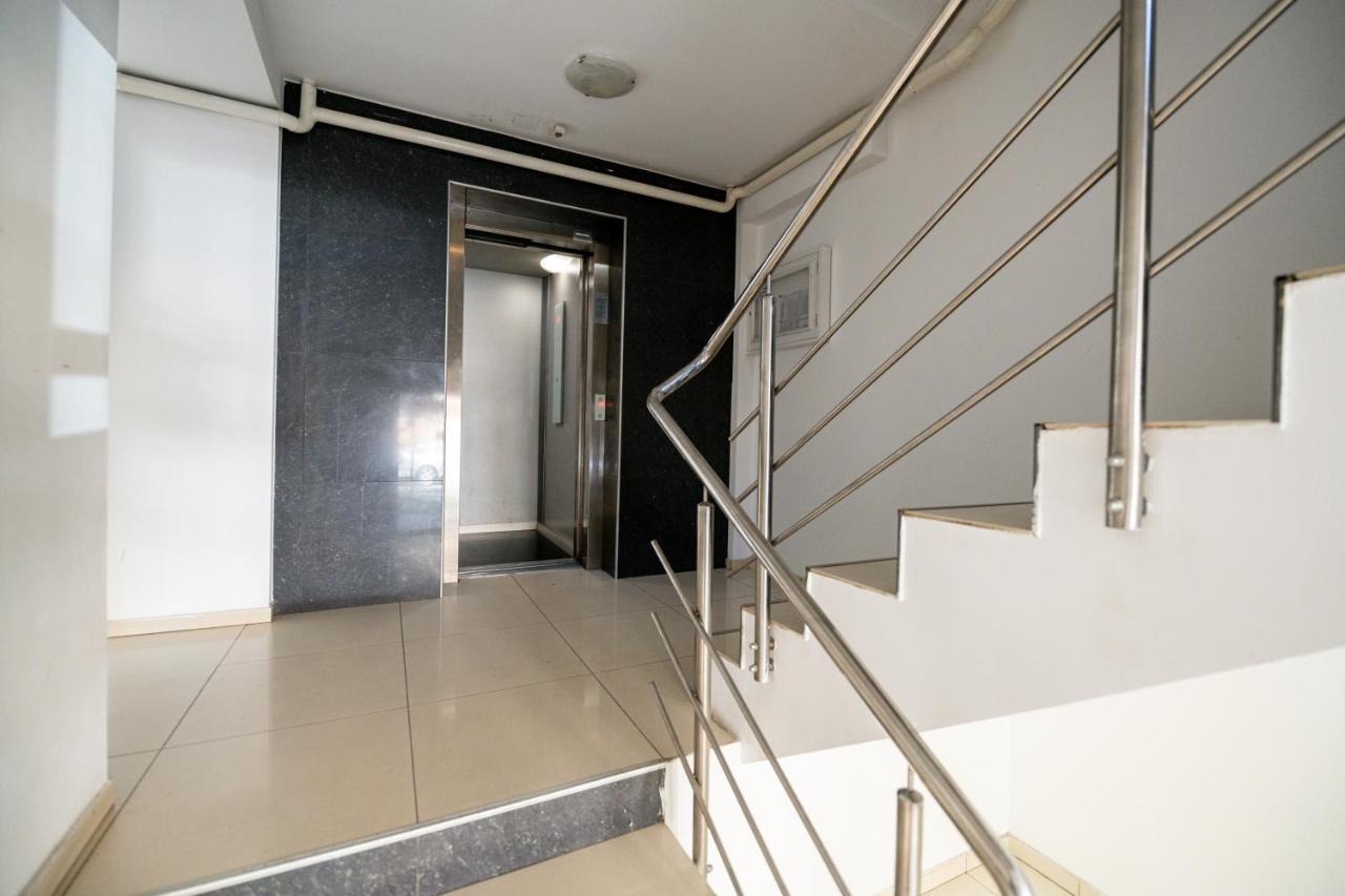 Business And Travel Lounge With Private Parking Apartment Timisoara Exterior photo